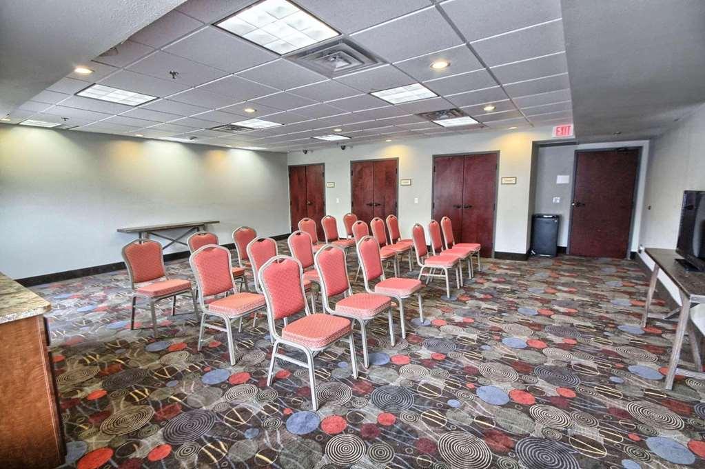 Country Inn & Suites By Radisson, Dearborn, Mi Facilities photo