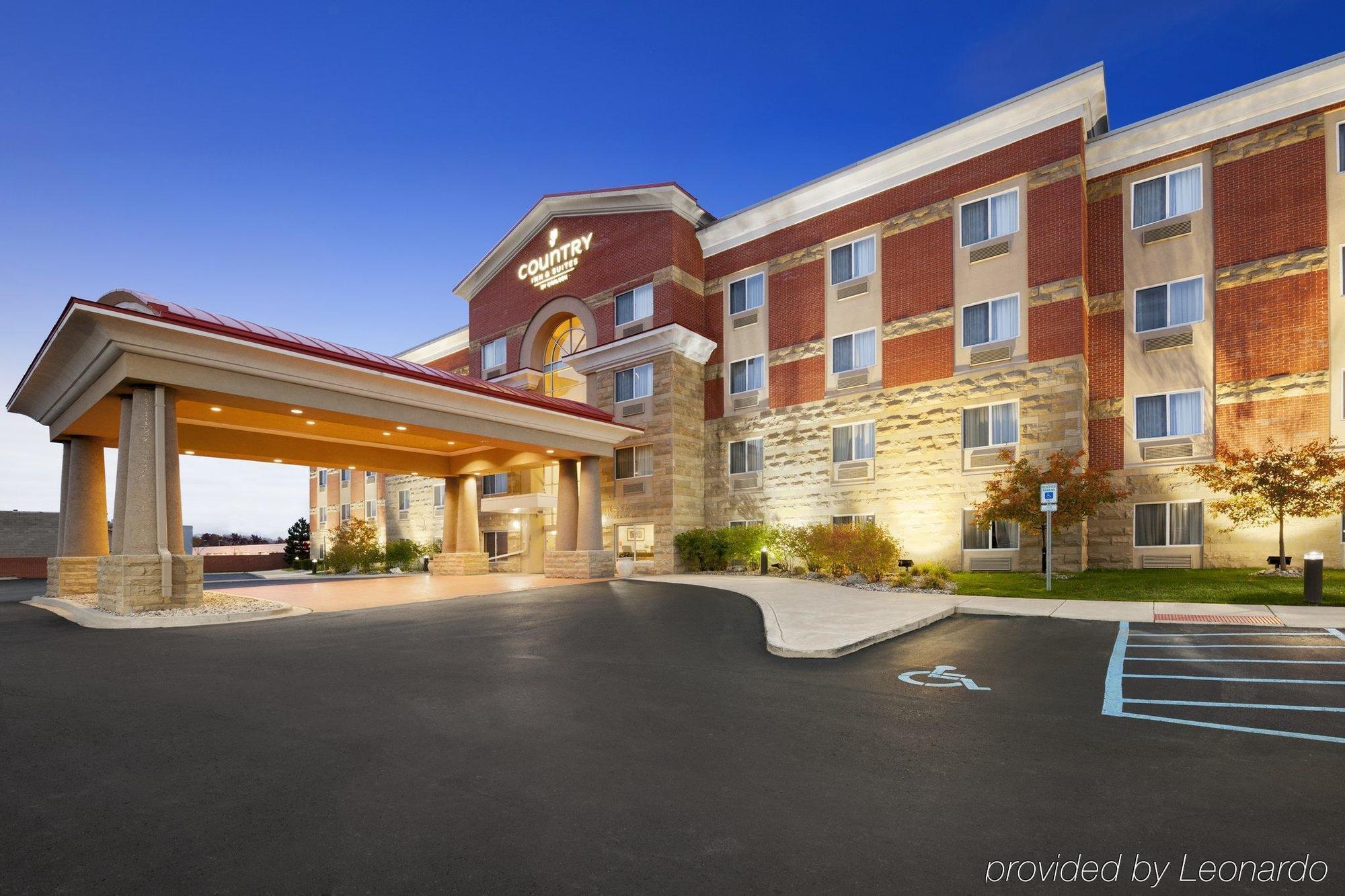 Country Inn & Suites By Radisson, Dearborn, Mi Exterior photo